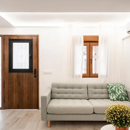 Estudio Tranquilo A Un Paso De La Vibrante Malaga Διαμέρισμα *
