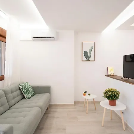 Estudio Tranquilo A Un Paso De La Vibrante Malaga Διαμέρισμα *