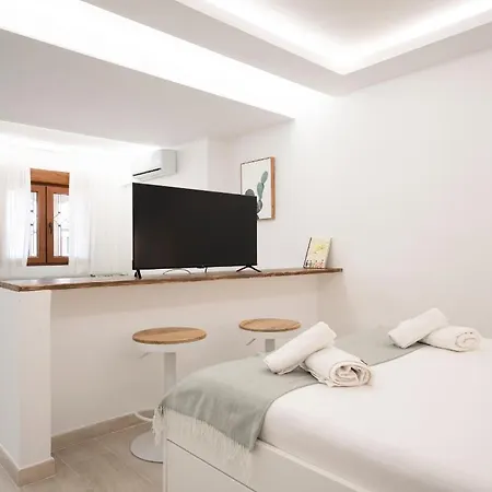 Estudio Tranquilo A Un Paso De La Vibrante Malaga Διαμέρισμα